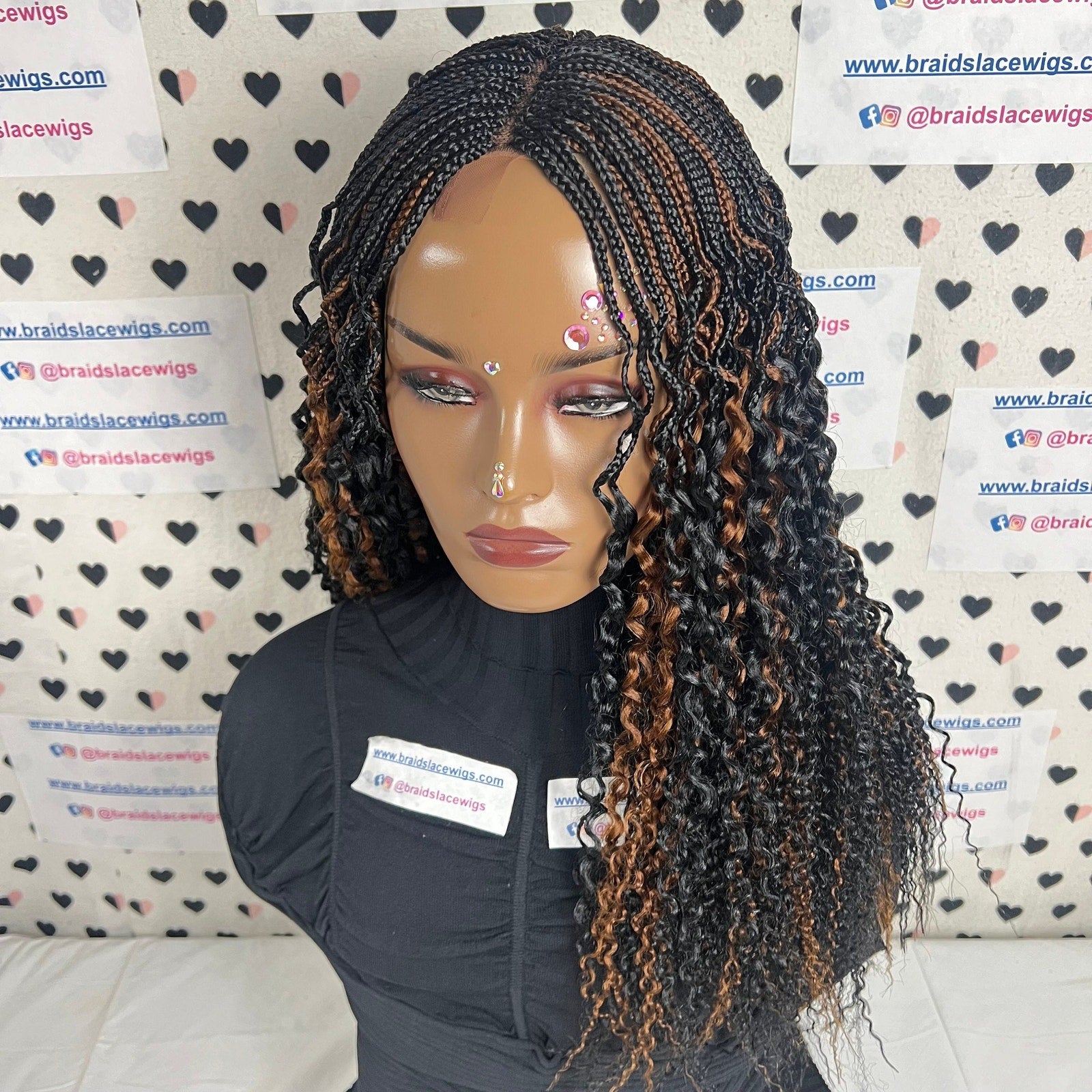 Peluca trenzada hecha a mano con rizos ondulados y pequeñas trenzas para mujeres negras de 20 pulgadas