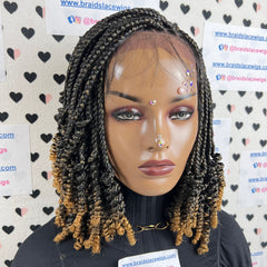 Peluca trenzada del frente del cordón de las trenzas de los rizos de la trenza de la caja rizada frontal del cordón 13x4 para las mujeres negras 1b/27 Ombre